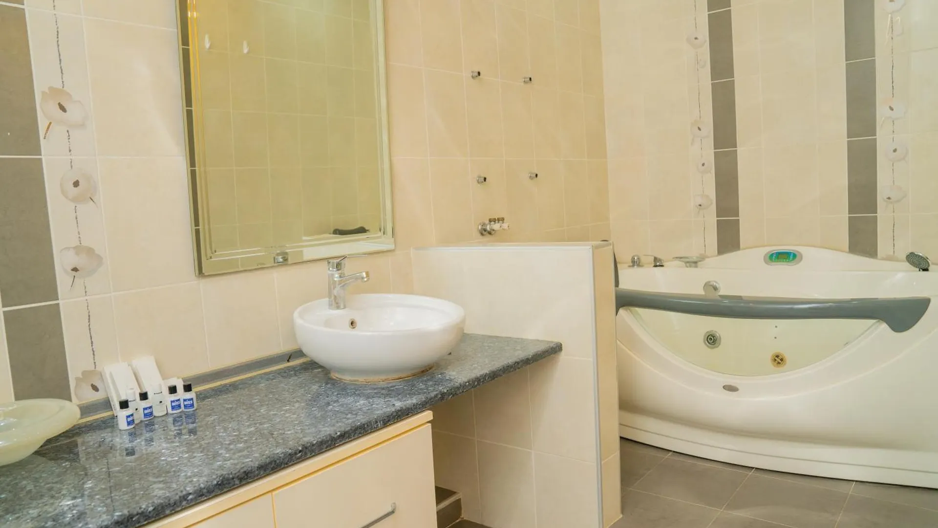 Sunday Boutique Hotel Баку