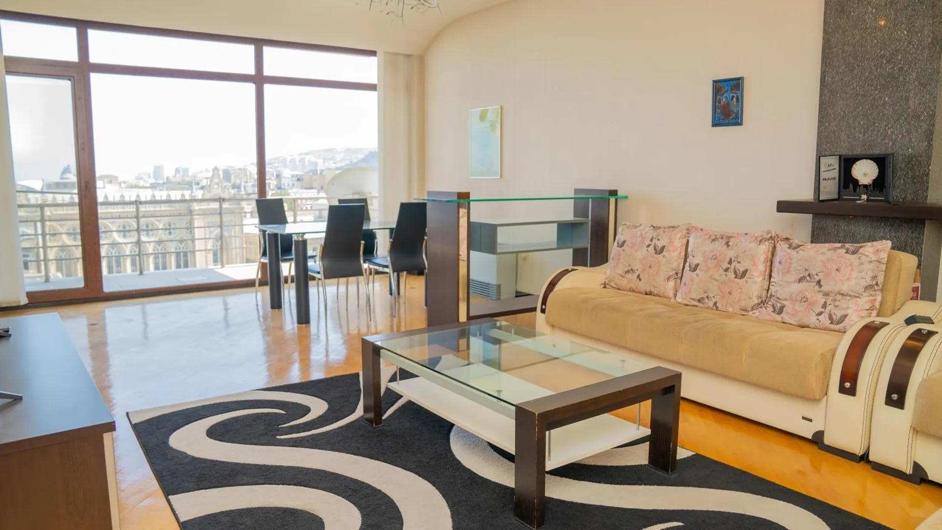 Sunday Boutique Hotel Баку 0*,  Азербайджан