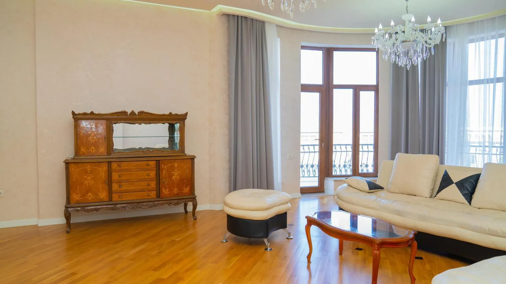 Sunday Boutique Hotel Баку 0*,
